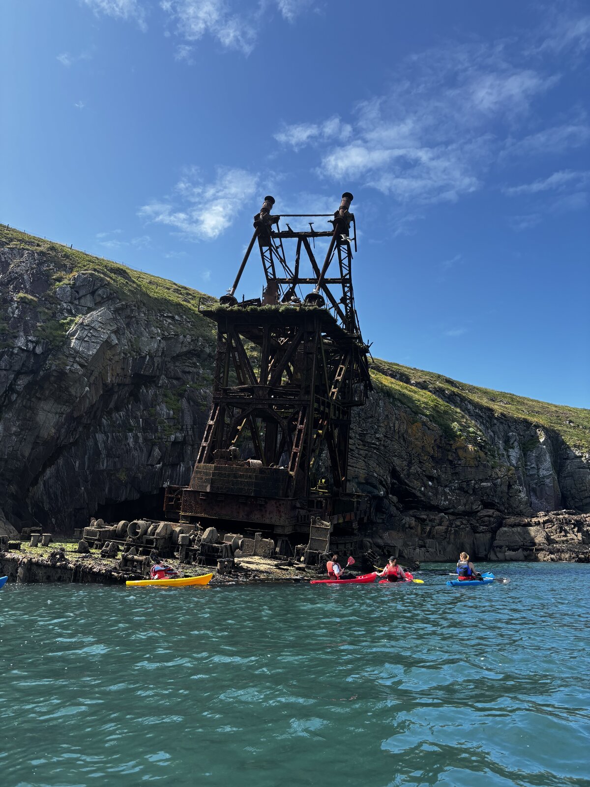 A group gathered at the Samson wreck